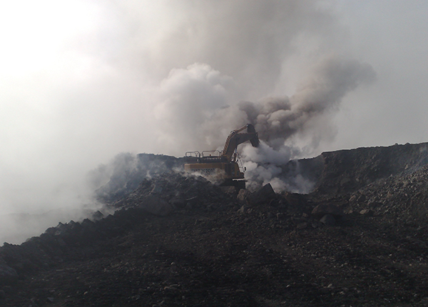Swanbank Waste Management - Excavator Removing Combustion Materials